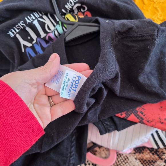 Port & Company Unicorn Security Dont Mess With My Sister Kids T-Shirt Black 4T - Picture 2 of 4